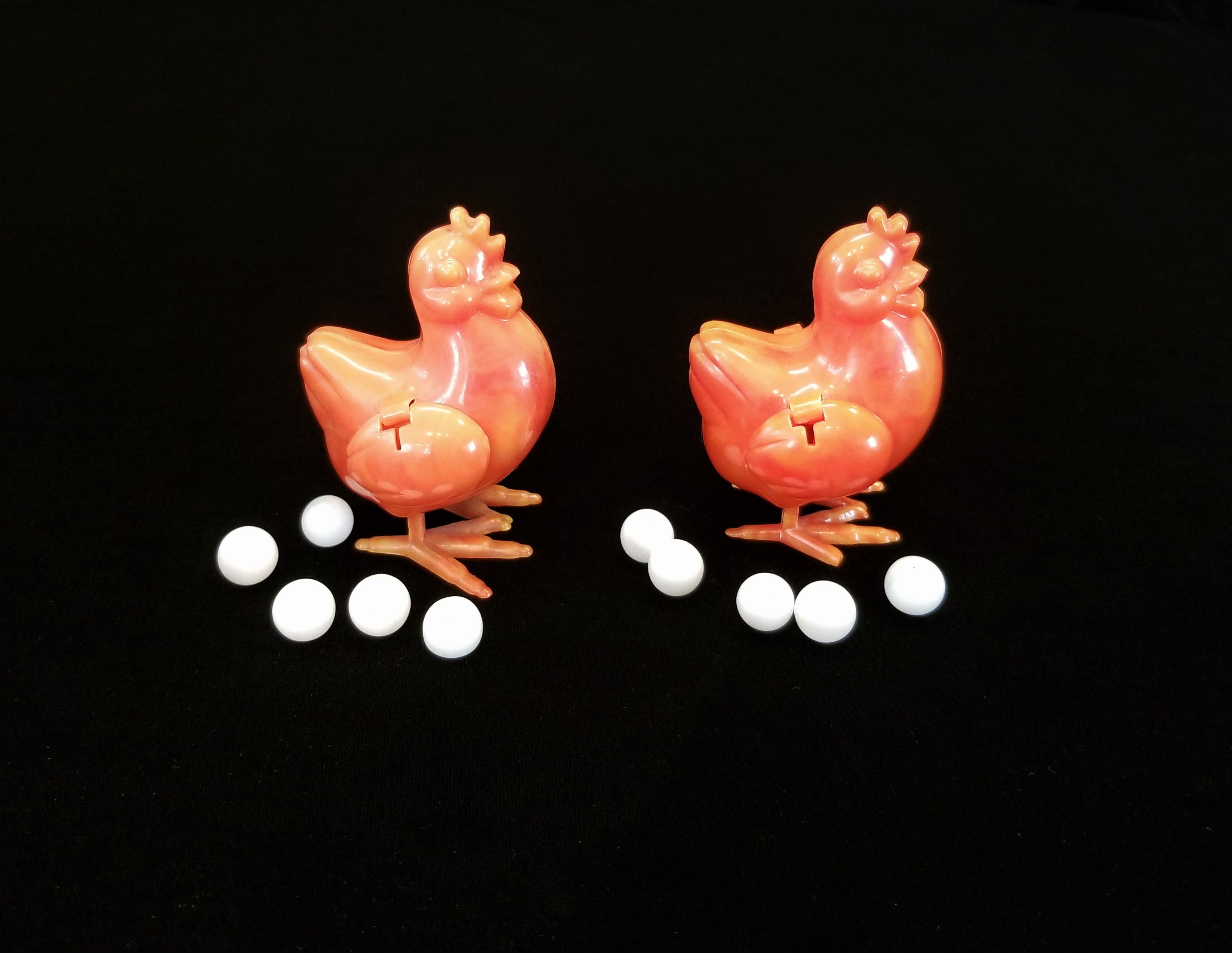 Vintage Easter Toy Laying Chicken Set 