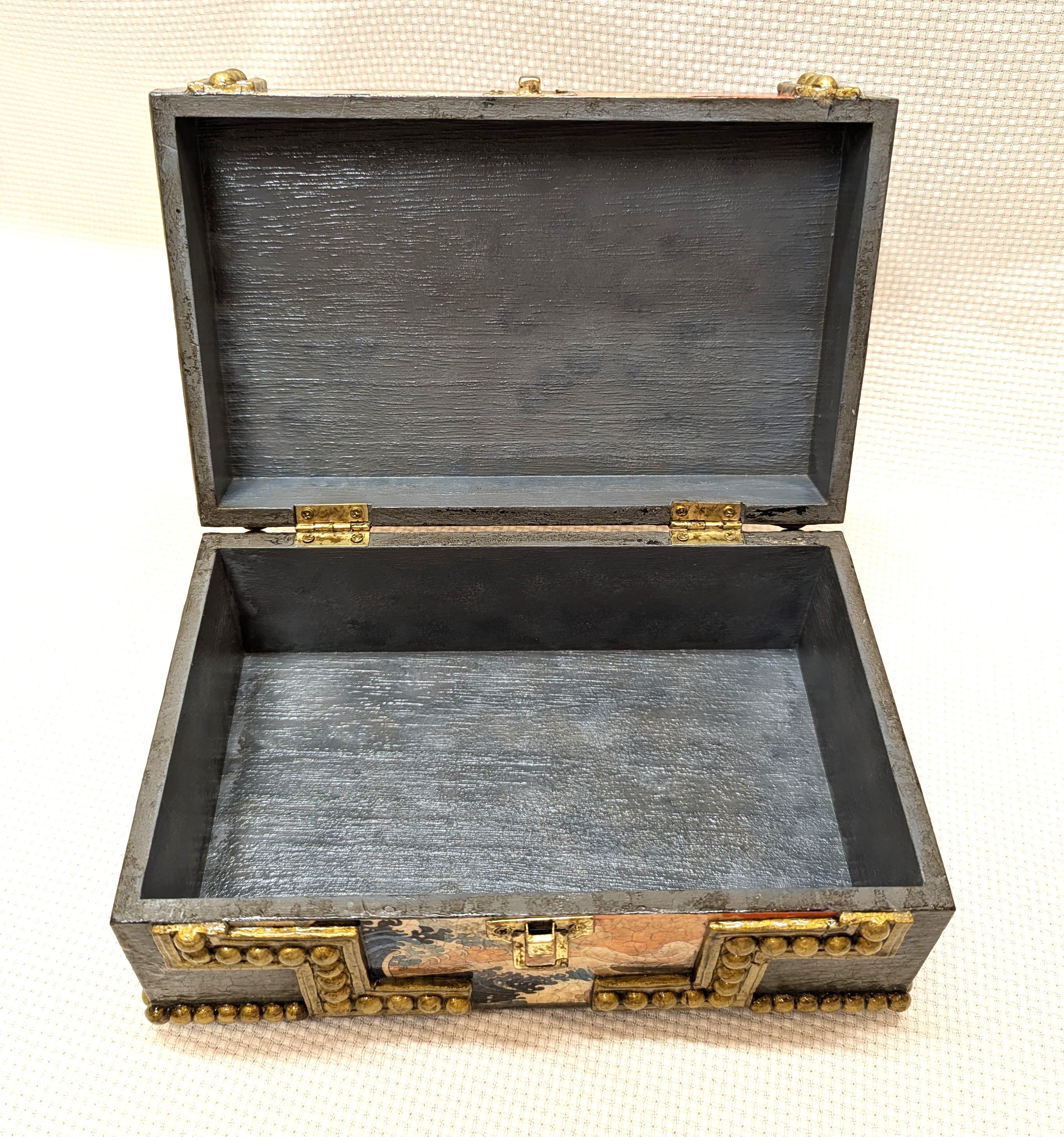 Treasure Chest, Jewelry Box, Stash Box, Dragon Theme
