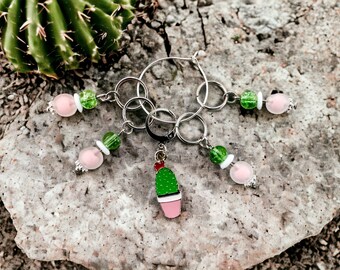 Cactus charm with matching beads stitch markers, beaded charm, knitter gift, luxury knitting notion, ready to ship, crochet