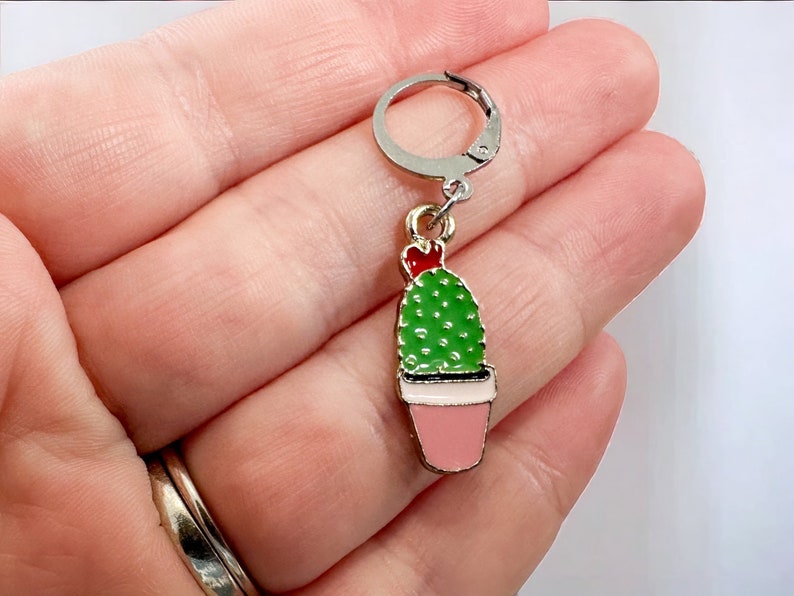Cactus charm with matching beads stitch markers, beaded charm, knitter gift, luxury knitting notion, ready to ship, crochet image 3