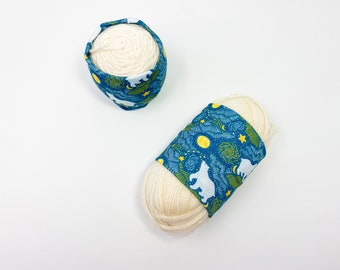 Standard Yarn Hugger: Polar bear Big Dipper Alaska starry sky knitting crochet notion
