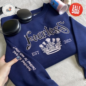 Bluza Fearless, Bluza z haftem Reckless, Koszulka inspirowana Powerless, Towary Lauren Roberts, Koszulka Kai And Paedyn, Koszulka Bookish Gift