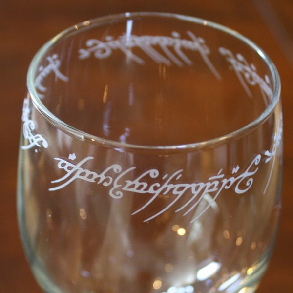 Ensemble de Lord of the Rings gravé à l'eau-forte verre gobelets de vin