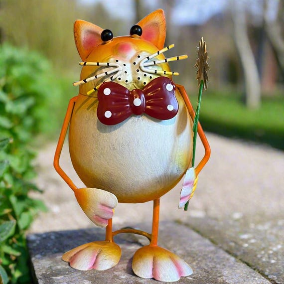 Metal Cat Ornament, Garden Cat Figurine, Bobbin Cat Ornaments for