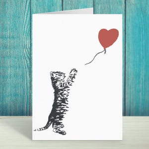 Biglietto d'auguri ispirato a Banksy con gatto, gatto con palloncino, biglietto di compleanno, biglietto di San Valentino con gatto, biglietto di anniversario, biglietto insolito, biglietto per amanti dei gatti