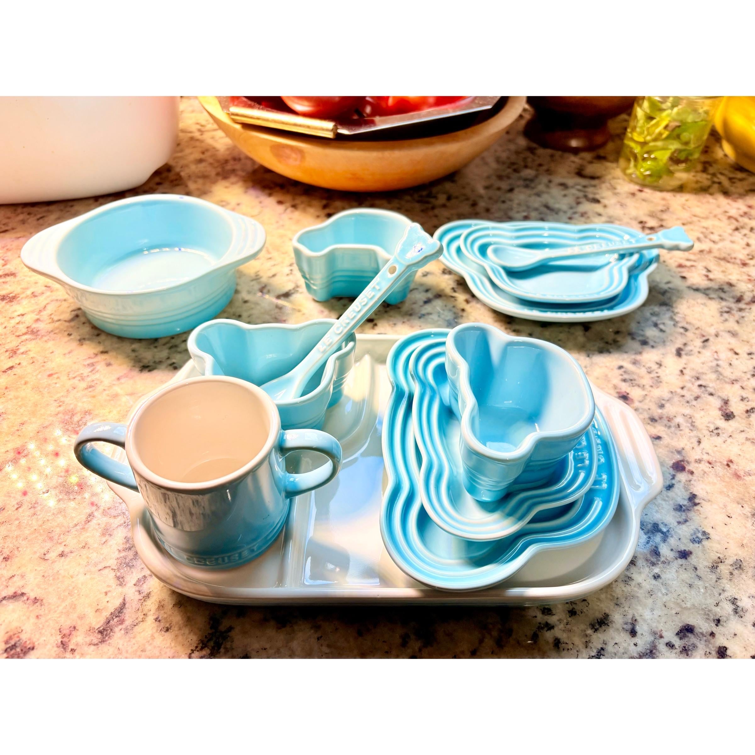 Le Creuset ベビーフードセット 水色 Rare Le Creuset Baby Tableware Set: 12-piece Coastal Blue, Japan