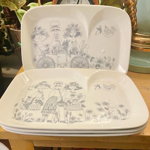 Mid-Century Norwegian “Picnic” Plates – Set of 4 by Turi Design – Hand-Painted Silkscreen, Made in Norway