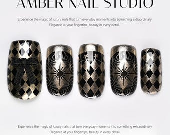 Uñas postizas góticas negras y doradas, diseño de hechizo místico