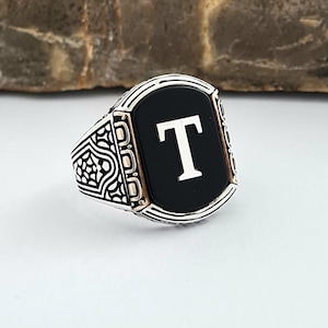 Anillo de letra personalizado, sello de plata esterlina 925 hecho a mano, joyería con monograma personalizado para hombres, elegante diseño de ónix negro, idea de regalo única