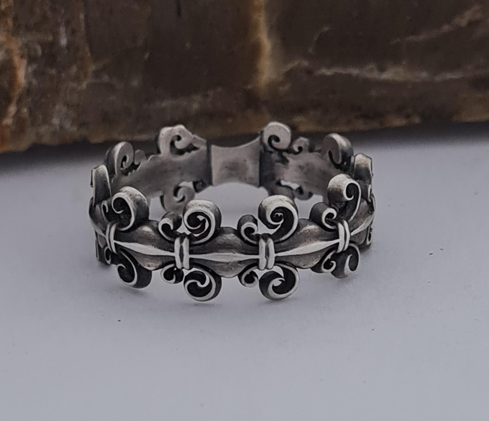 Gothic Fleur De Lis Band Ring - 925 Sterling Silver Wide Band Ring For Men, No Gemstone, Heavy Solid Silver - View #10