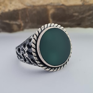 Handmade Green Agate Ring for Men: Oxidized 925 Sterling Silver