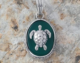 Handmade Oxidized Sterling Silver Turtle Pendant: Green Agate Stone