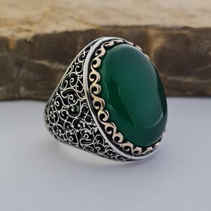 Handcrafted  Greeen Agate Stone Silver Ring With Greeen Agate Stone - Unisex, Elegant Statement Ring for Men and Women, Unique Design