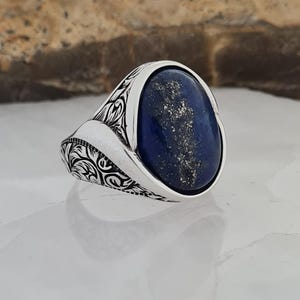 Handmade Lapis Lazuli Sterling Silver Ring: Vintage Men&#39;s Jewelry