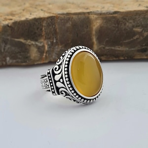 Handmade Yellow Agate Sterling Silver Ring - Oval Gemstone