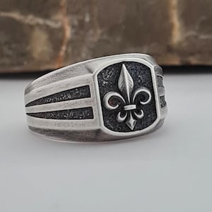 Anel masculino feito à mão em prata esterlina com flor de lis - Design exclusivo de sinete - Joia estilo gótico para ele, presente perfeito para homens e mulheres