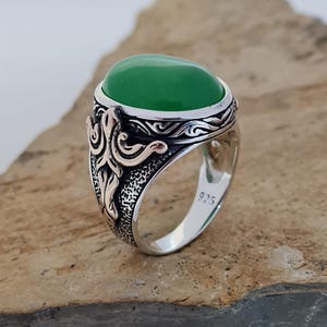 Handmade Sterling Silver Green Jade Ring: Vintage Boho Statement Jewelry