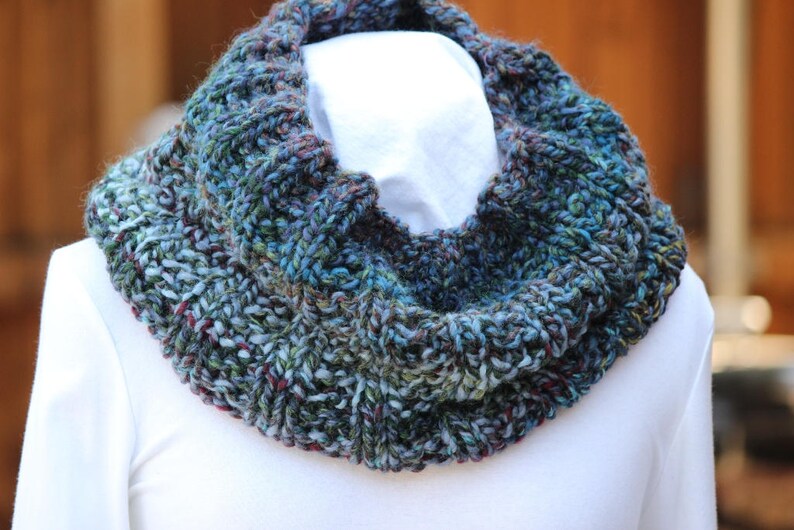Chunky Knit Cowl Pattern Knitting Pattern for Bulky Yarn Etsy