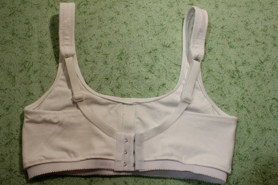 Sewing Pattern for Sports Bra, Easy to Sew Workout Bra Pattern, Comfort Bra  Pattern With Back Closure, Bra Sewing Pattern, Lingerie Patterns 