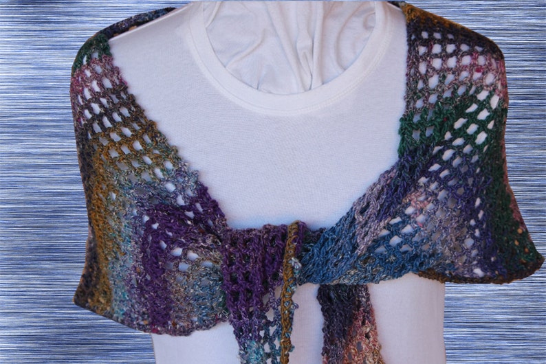 Crochet Patterns for Scarves, Easy to Crochet Wrap Pattern, Crocheted Shawl Patterns, Trellis Crochet Wrap Design imagem 5