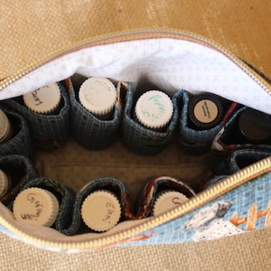 Patron de couture pour étui à fermeture éclair d'huiles essentielles, tutoriel de support pour étui d'huiles essentielles, modèle de sac d'huiles essentielles matelassé, modèle de petit étui image 3