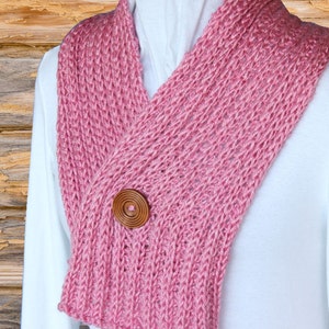 Knitting Pattern for Scarf With Button, Knit Scarf Patterns using Heartland Yarn, Pattern for Rib Knit Scarf, Easy to Knit Scarf Patterns