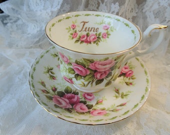 PRETTY Royal Albert English Bone China Teacup and Saucer,Flower of The Month Series June,ROSES,Pedestal Cup,Collectible Vintage Teacups