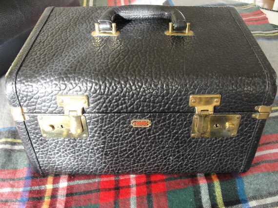 leather train case luggage