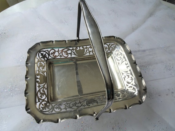 GORGEOUS Footed Handled Silver Basket,Beautiful Open Work Pattern,Cake or Bread Basket,Silver Serving Pieces,Photo Prop,Collectible Silver