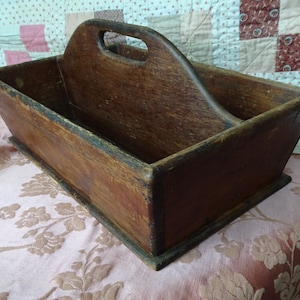 Primitive Wooden Tray,Antique Cutlery Box,Table Organizer, Wood Box,Divided Tray, Kitchen Utensil Holder,Farmhouse,Rustic Country Decor