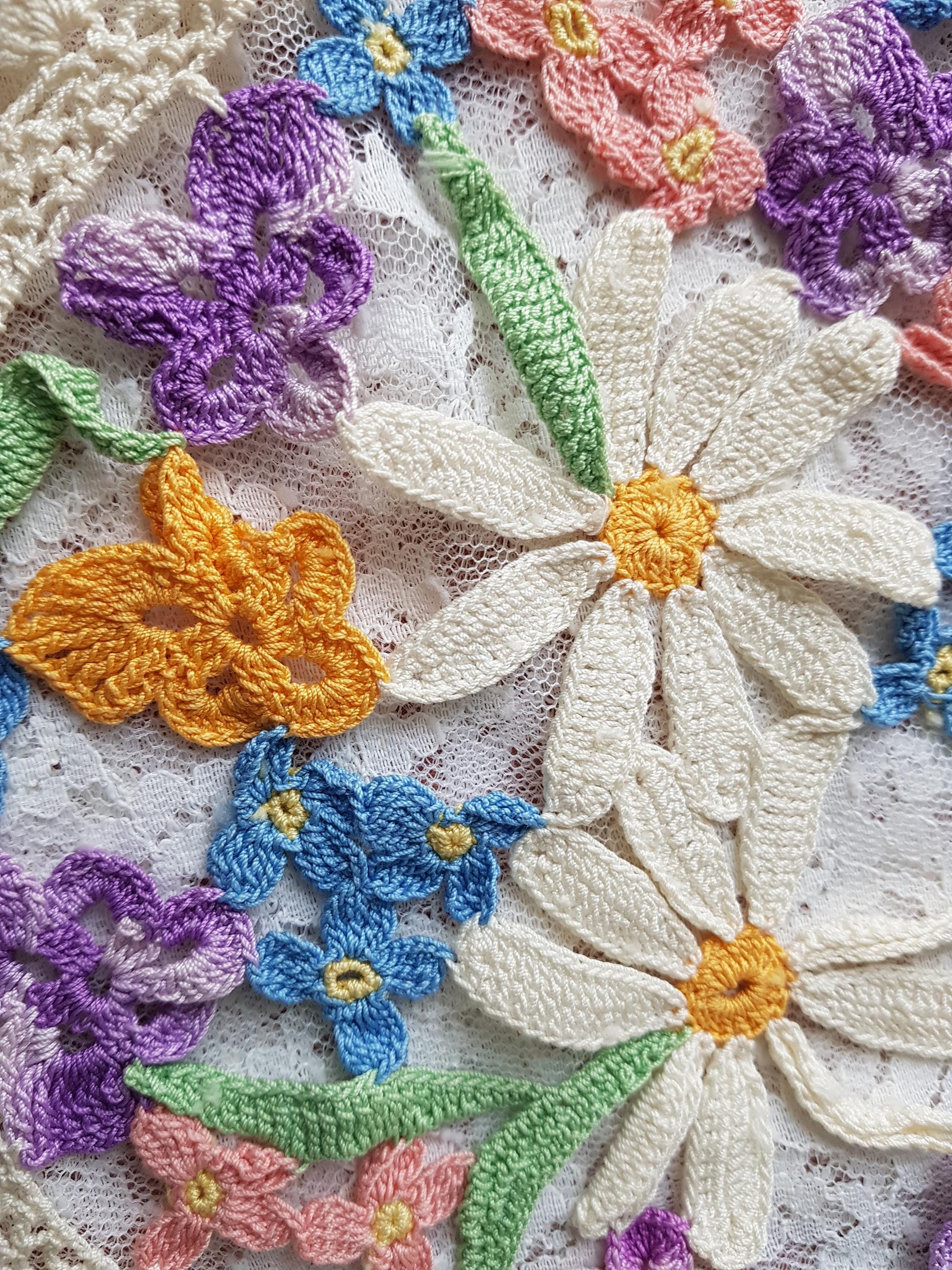BEAUTIFUL Vintage Doily Colorful 3 d Flowers Creamy White Hand Crocheted Doily Farmhouse Decor, Romantic Cottage Decor,Collectible Doilies