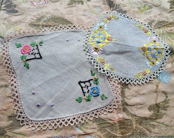 LOVELY Arts and Crafts Hand Embroidered Doilies,Linen, Silk Embroidery,Art Deco Textiles,French Country,Farmhouse,Collectible Vintage Linens