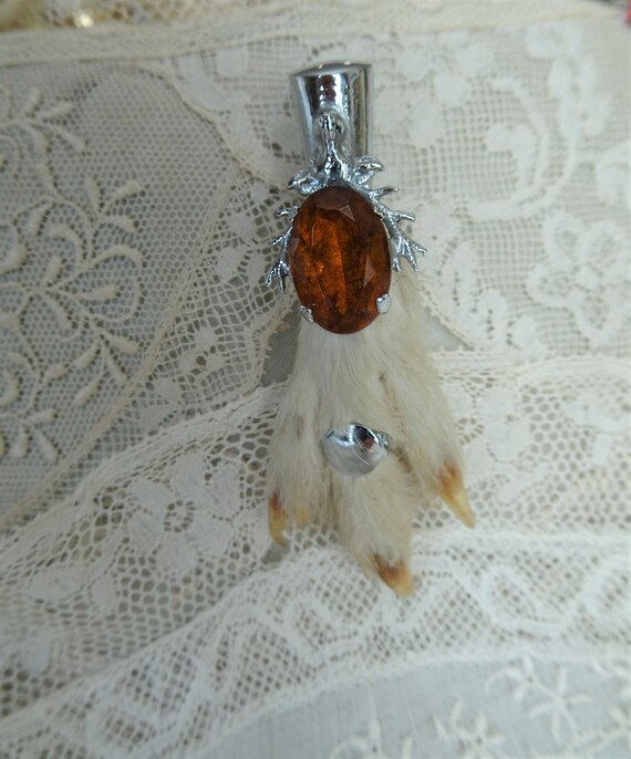 ANTIQUE and Unique Scottish Brooch, Grouse Claw, … - image 2