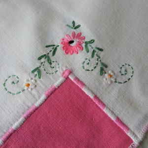 PRETTY Vintage Tablecloth, Pretty Hand Embroidery and Applique, 1930s,Pink Kitchen,Tea Table,Farmhouse,Collectible Vintage Tablecloths