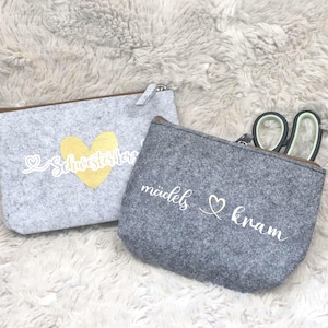 Personalisierte Filz Kosmetiktasche Hellgrau/grau | Elegante Schminktasche für Damen & Mädchen | Ideales Geschenk für Sie | Make-up Tasche