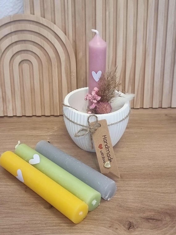Round candlestick 7 cm with taper candle 13 cm and dried flowers | Ribbed candle holder handmade | Table decoration gift for girlfriend