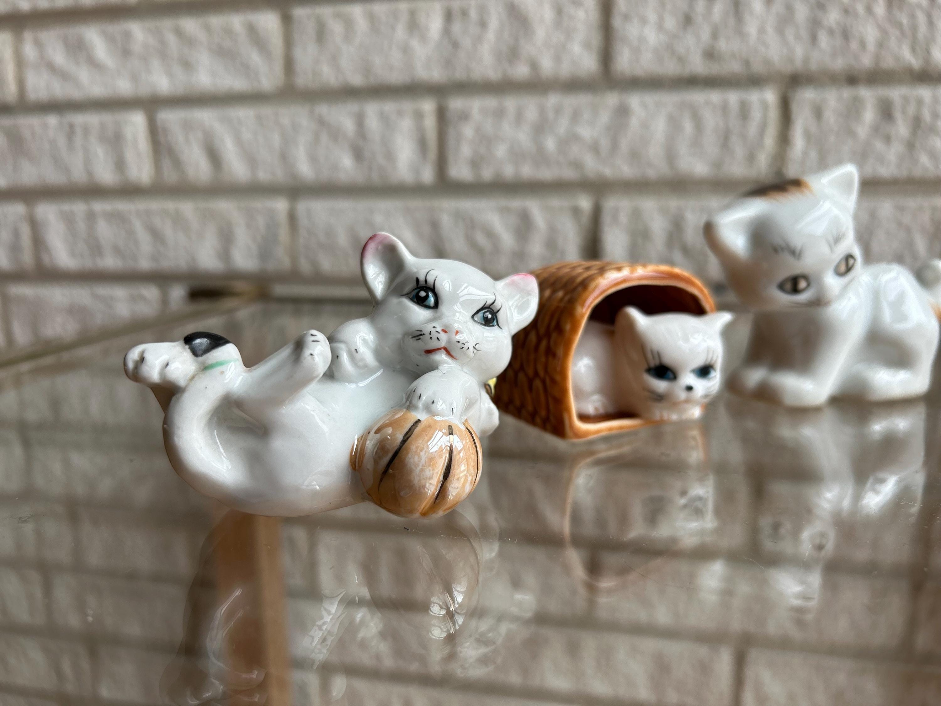 1970年代ヴィンテージ 可愛い子猫のペア 磁器製置物 人形 骨董蚤の市