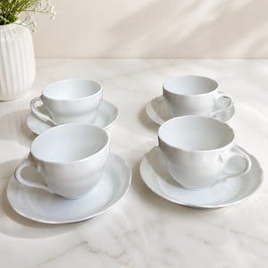 Hutschenreuther ドイツ製 ティーカップ＆ソーサーセット - エンボス 