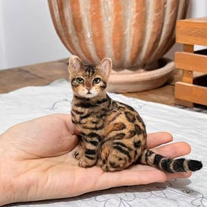 Custom Needle Felted Cat Memorial Sculpture,Personalized Wool Felting Cat Portrait,Realistic Stuffed Pet Replica Cat Plush,Cat Loss Gift