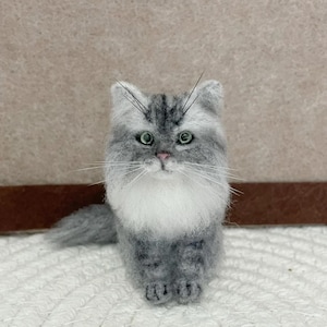 Custom Needle Felted Cat Replica， Portrait Cat  Memorial Sculpture Gift ，Realistic Stuffed Pet  ，Personalized Wool Felting Cat Toy