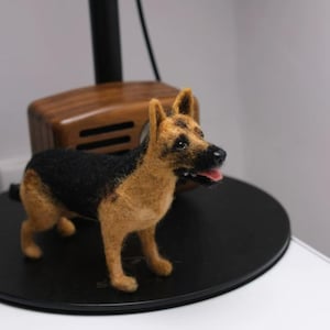 Custom Needle Felted Dog Replica, Handmade Wool Felt Hunting Dog Sculpture, Personalized 3D Dog Portrait, Dog Loss Memorial Gift