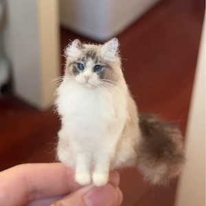 Custom Needle Felted Cat Memorial Sculpture,Personalized Wool Felting Pets PortraitRealistic Stuffed Cat Replica Pets Plush,Kitten Loss Gift