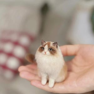 Custom Needle Felted Cat,Custom Pet Sculpture,Custom Felt Pets,Cat Memorial Gifts,Pet Replica Kitten,Halloween presents