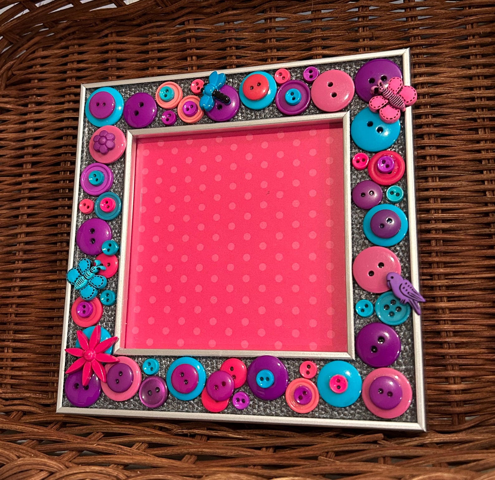 Button Photo Frame Flowers, Butterflies and Dragonfly! Pink Blue Purple ...