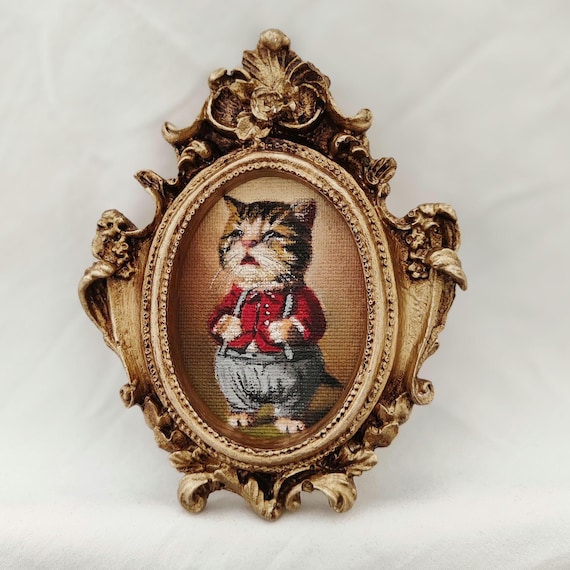 Original Cat Oil Painting in Vintage Frame – Whimsical Miniature Pet Art – Gift for Cat Lovers – Quirky Cat Wall Decor,funny Cat art