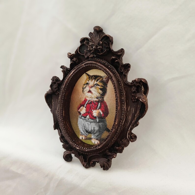 Victorian Cat Portrait Oil Painting | Framed Cat Art | Anthropomorphic Cat Painting | Vintage Gold Oval Frame | Original Cat Artwork bild 6
