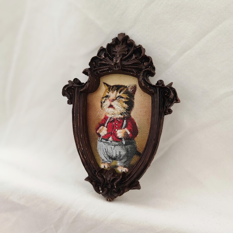 Victorian Cat Portrait Oil Painting | Framed Cat Art | Anthropomorphic Cat Painting | Vintage Gold Oval Frame | Original Cat Artwork AntiqueBrown 8x12cm