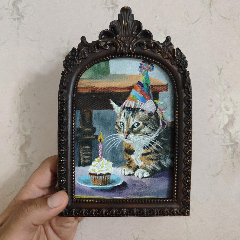 Handmade Cat Oil Painting: Victorian Style Art with Vintage Frame Antique Brown12x19cm