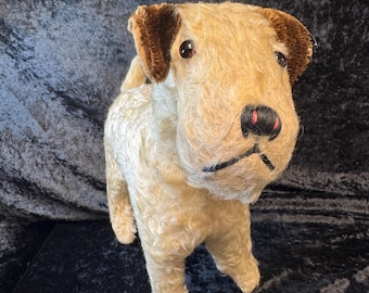 Figura antigua de Fox Terrier de alambre de mohair / Animal de exhibición con cabeza giratoria de la década de 1920