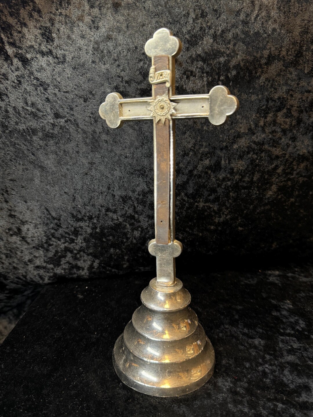 Vintage Brass Crucifix Cross With INRI, Tiered Base Altar Decor - Etsy